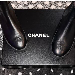 CHANEL CHELSEA CAPTOE PLATFORM BOOT